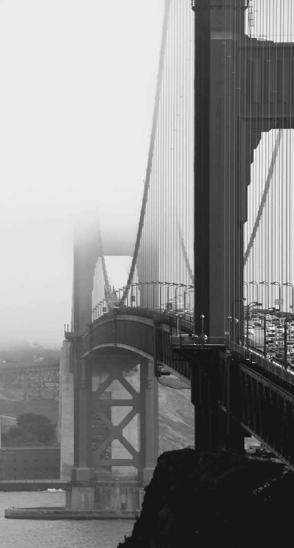 Golden Gate by Laura Maleš