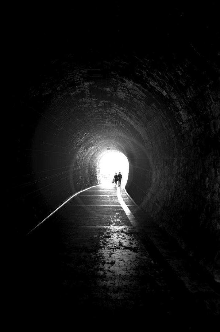 u tunelu... by goran