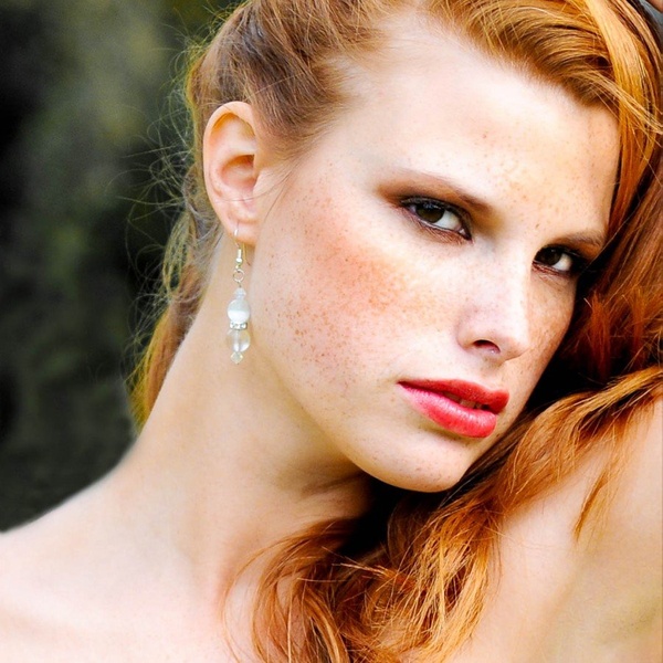Model: Karin Škufca by Marko