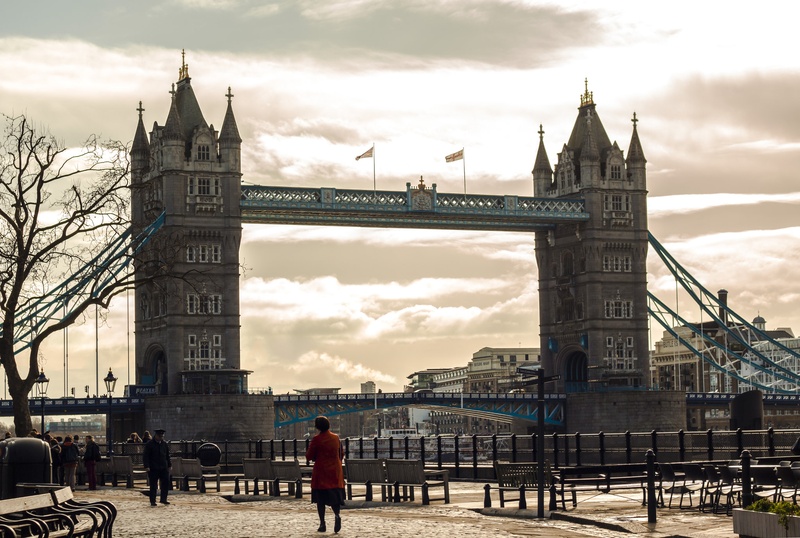 Tower bridge by Špela Stajnko