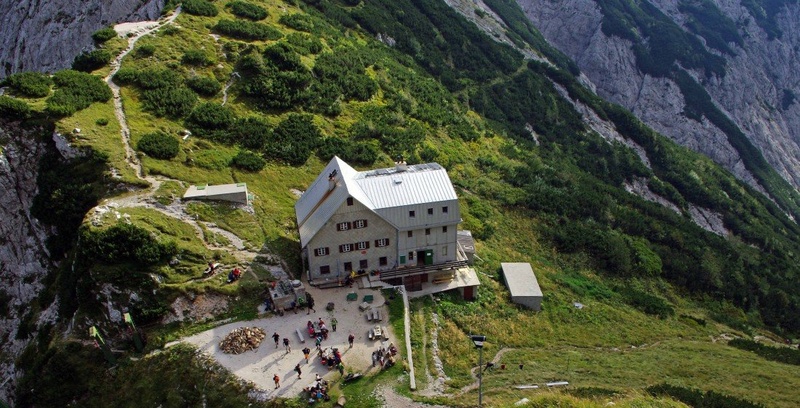 Cojzova koca na Kokrskem Sedlu --1793 m by grmadnik