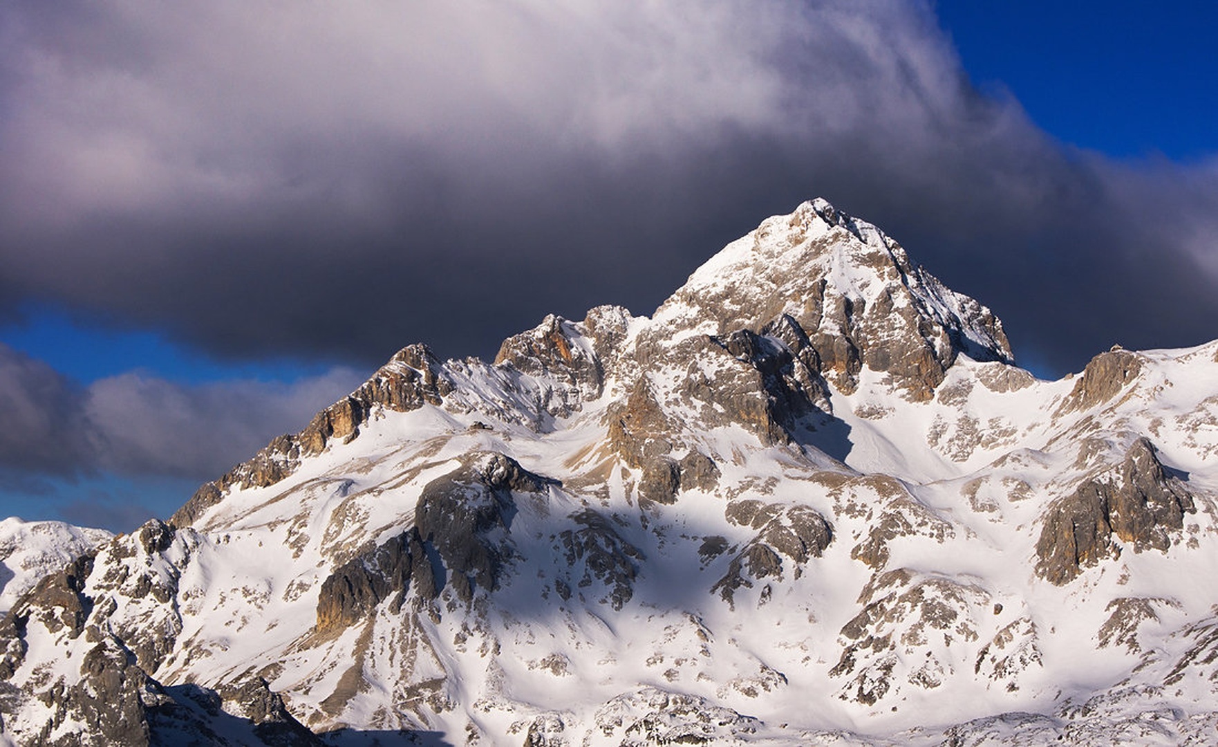 triglav by Matevž Lavrič