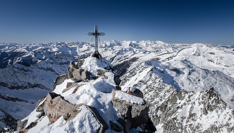 Hochalmspitze 3360 m by Matevž Lavrič