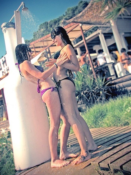 Sexy Glyfada by Anej Ferko