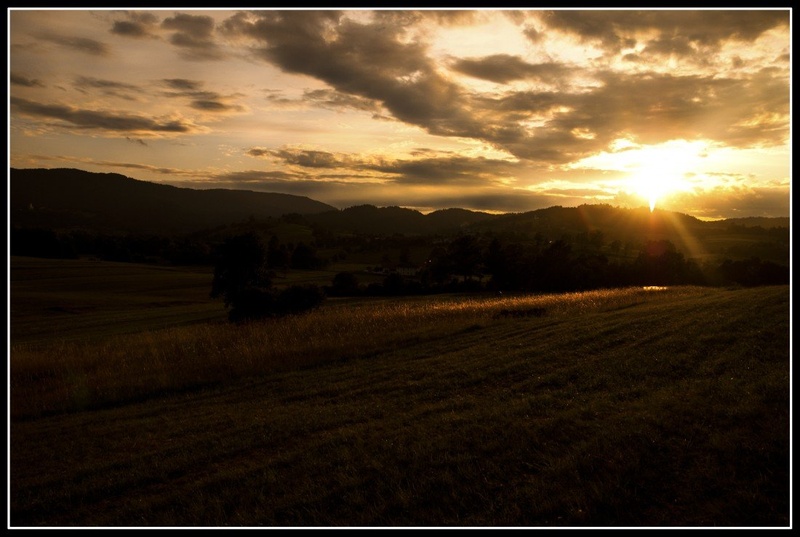 Sončni zahod by Mrs. Jakov
