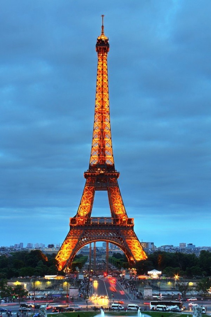 Eiffel Tower by Matej Skubic