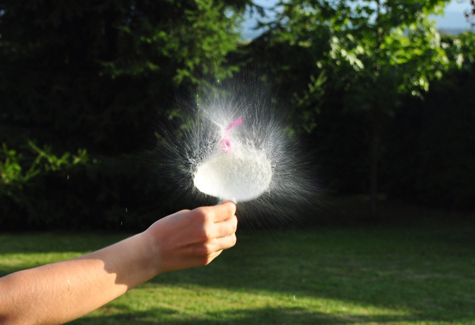 Balon by Anja Hrovat
