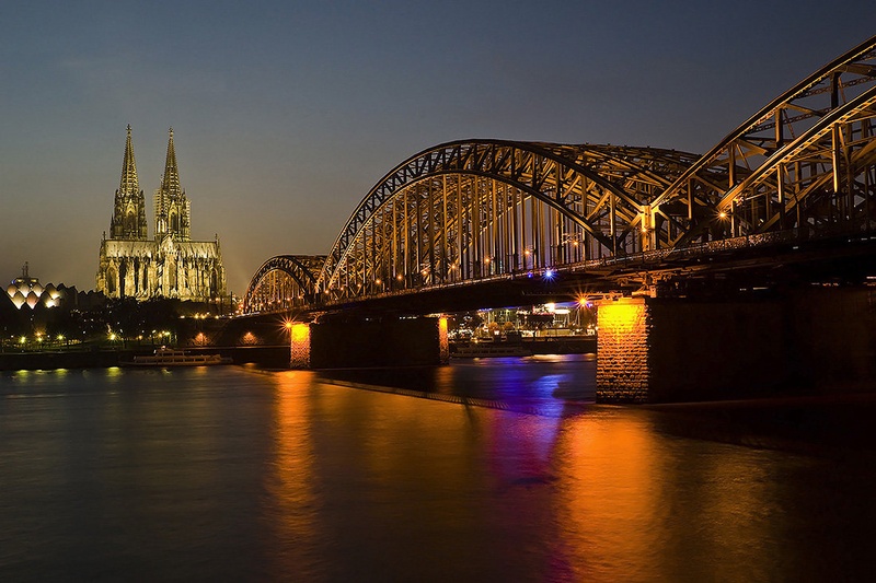 Köln by Andrej Habjan