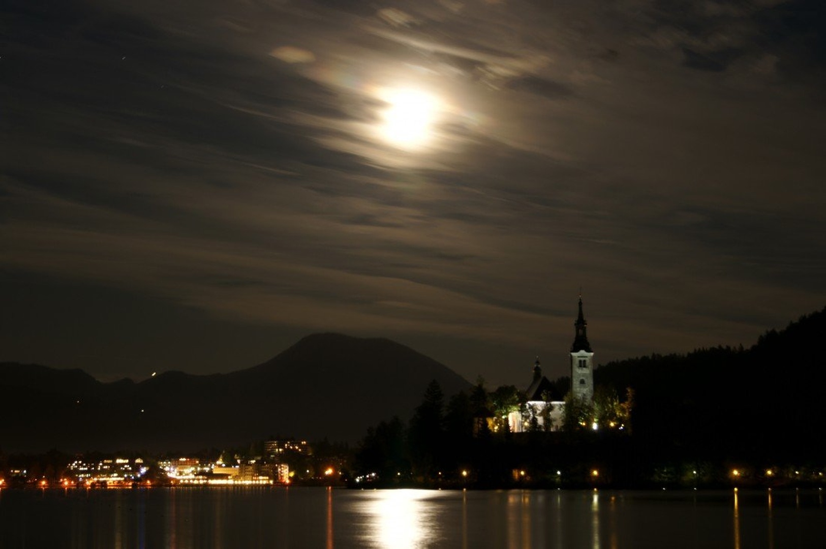 Polna luna by Verovšek