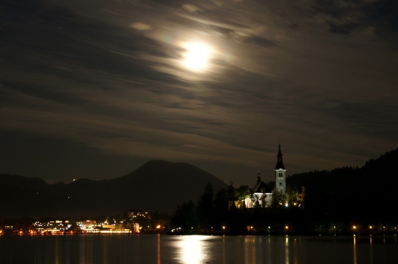 Polna luna by Verovšek
