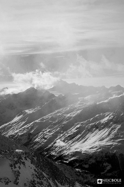 Tyrol by Kamplc Shop