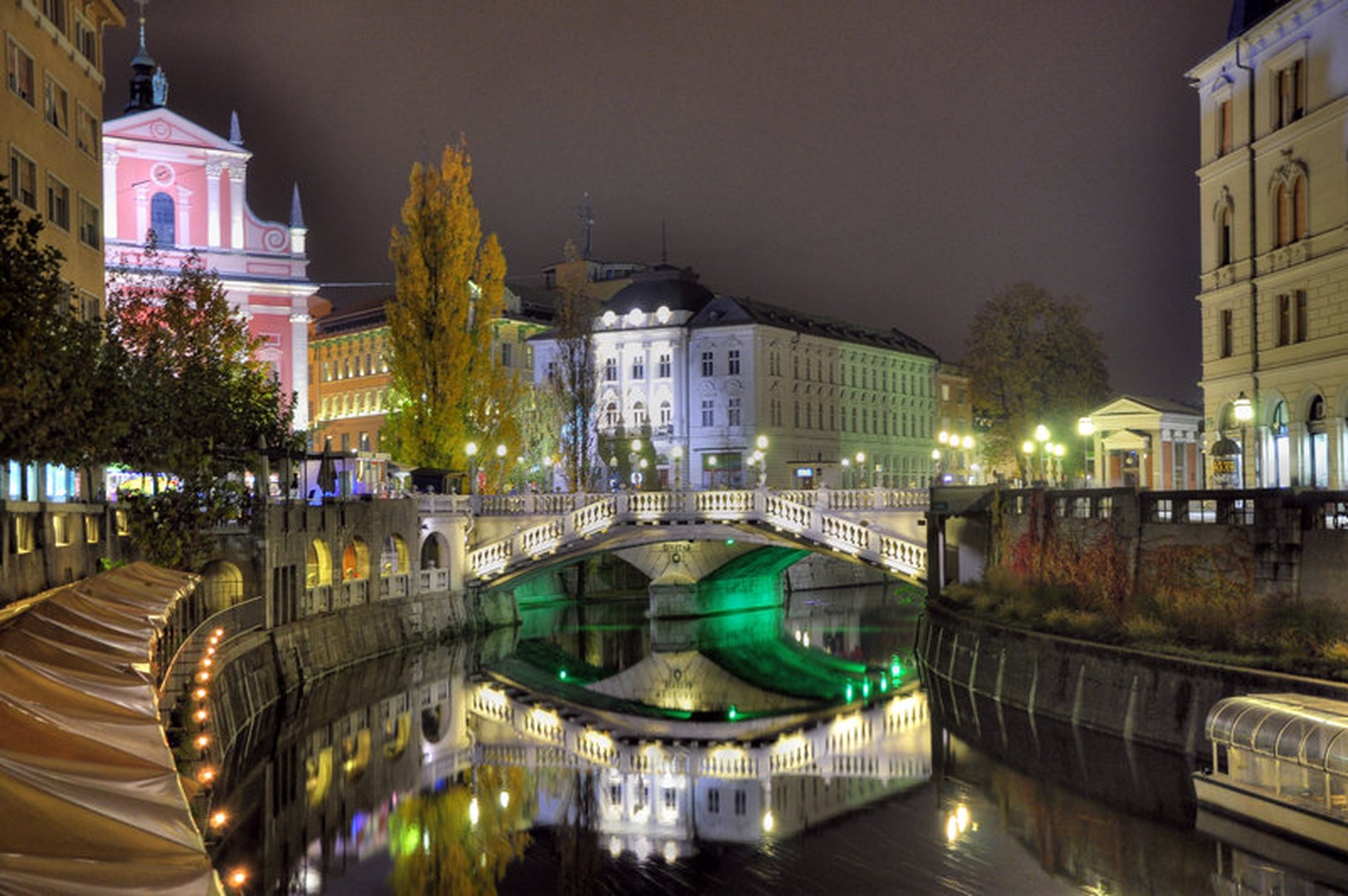 Ljubljana at night by Mojca Opresnik