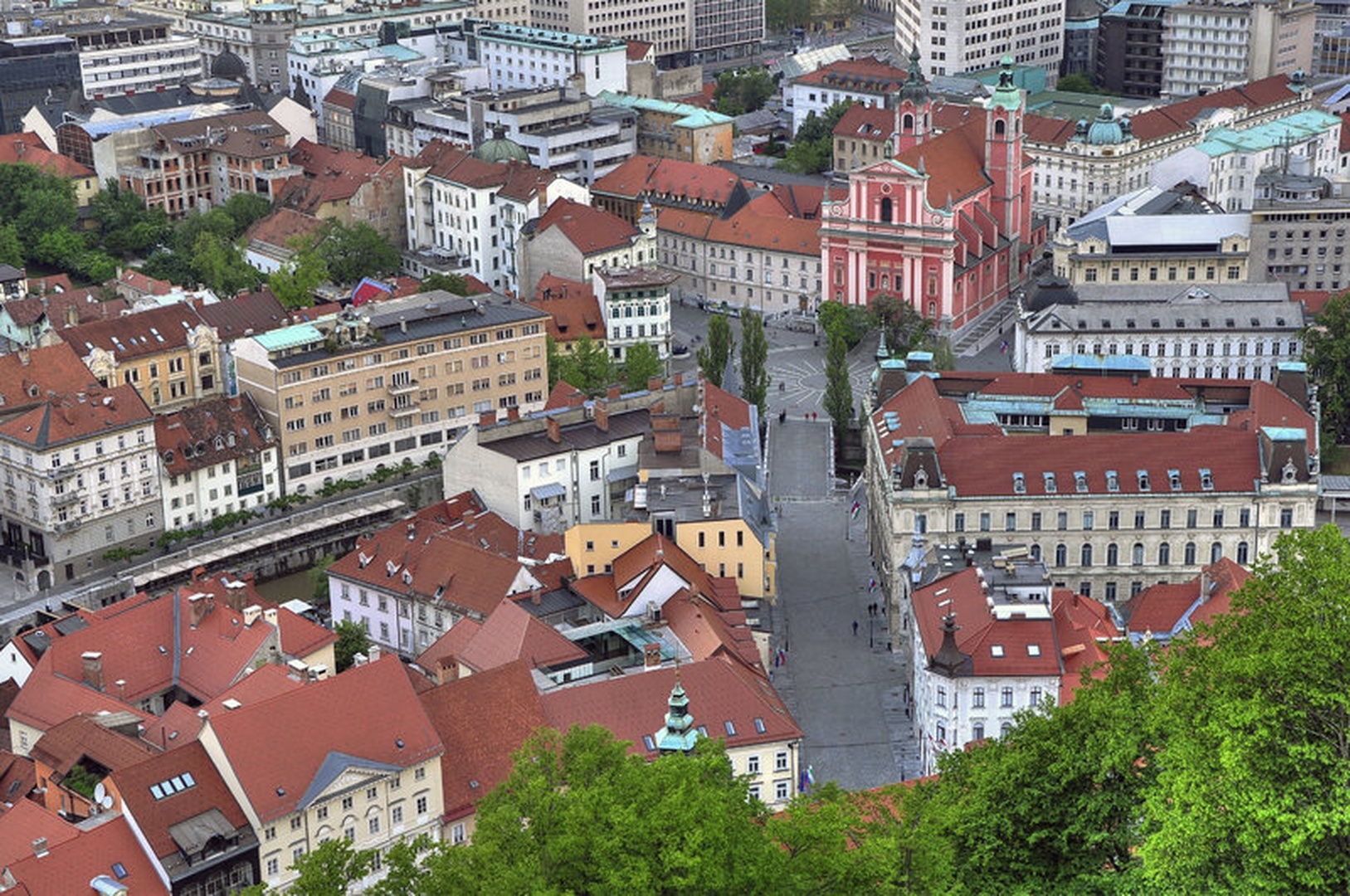 Ljubljana od zgoraj by Mojca Opresnik