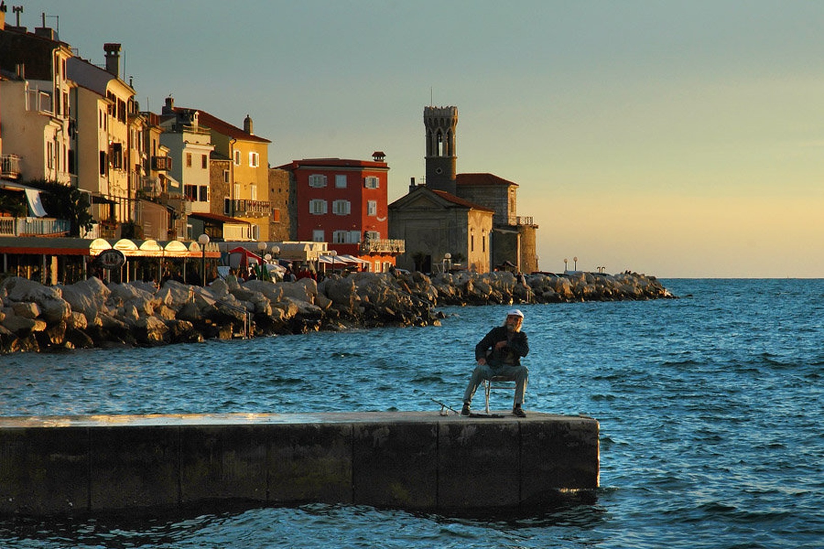 Starec in morje by
