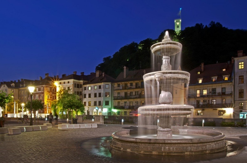 Nočna Ljubljana by Blaž Poljanšek