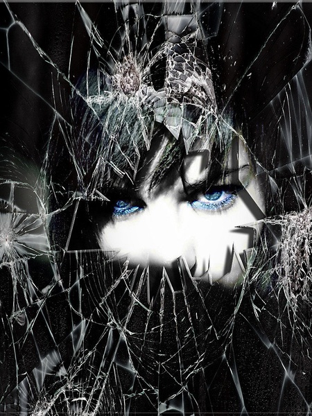 dont look at me! by marantz