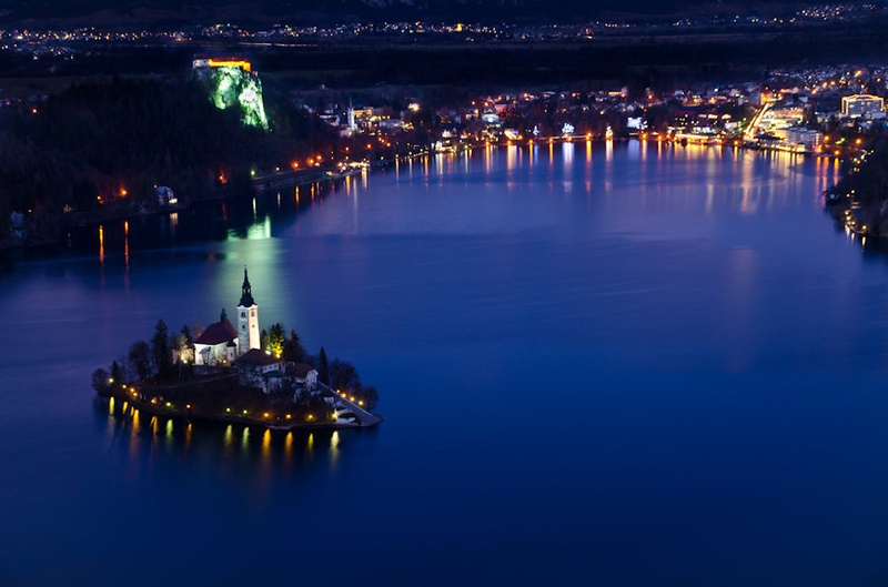 Božični Bled by Grega Cokan