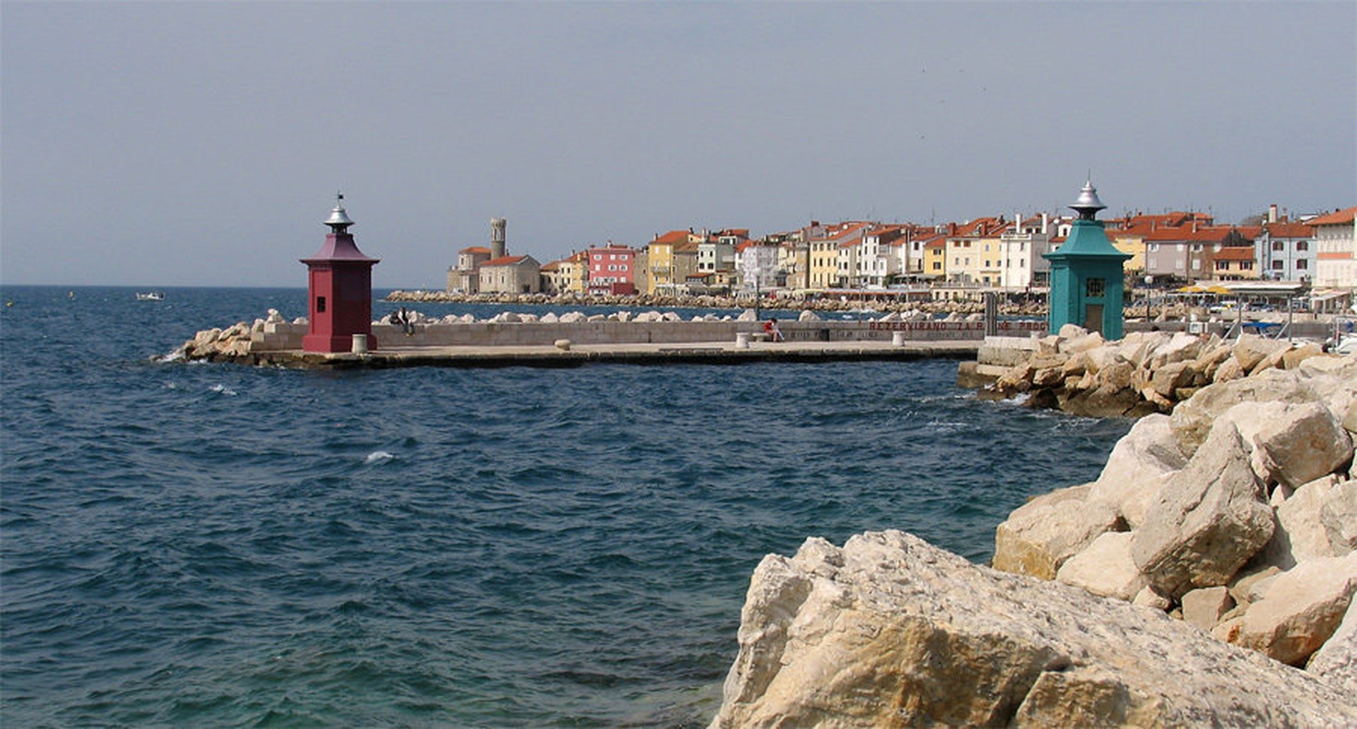 Pomlad na obali by