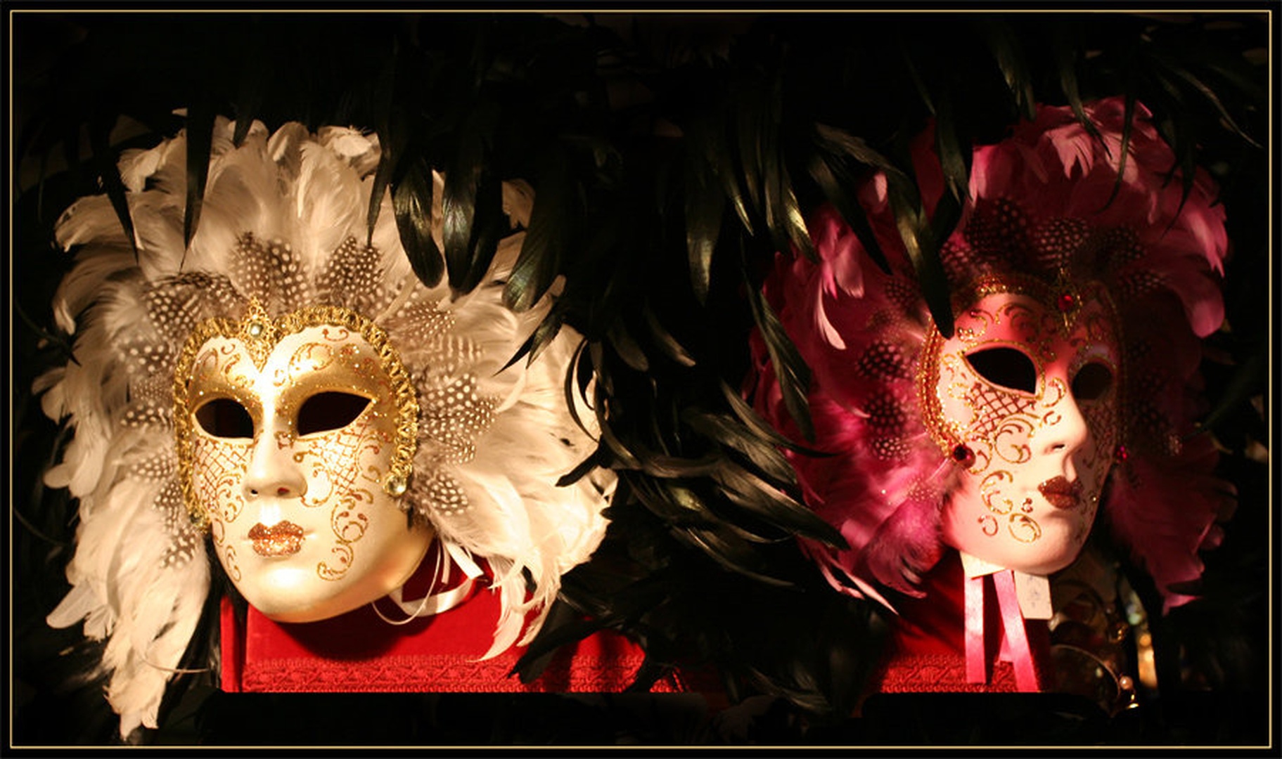 Maske by