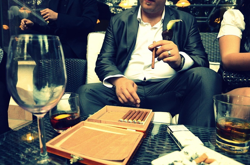 Viski & Cigare by Manca Dežman