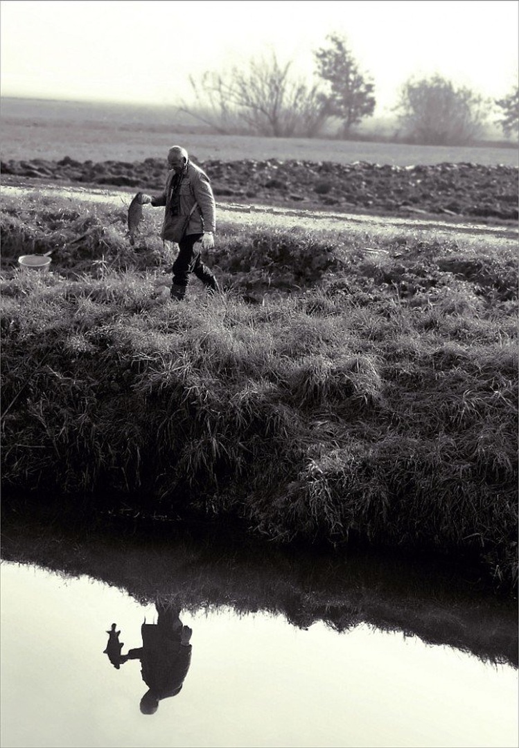 Fishing by SuzieBlue_SI