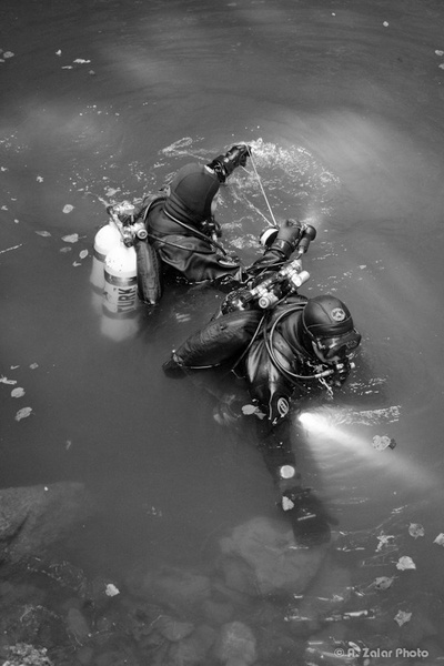 Divers by Aljaž Zalar