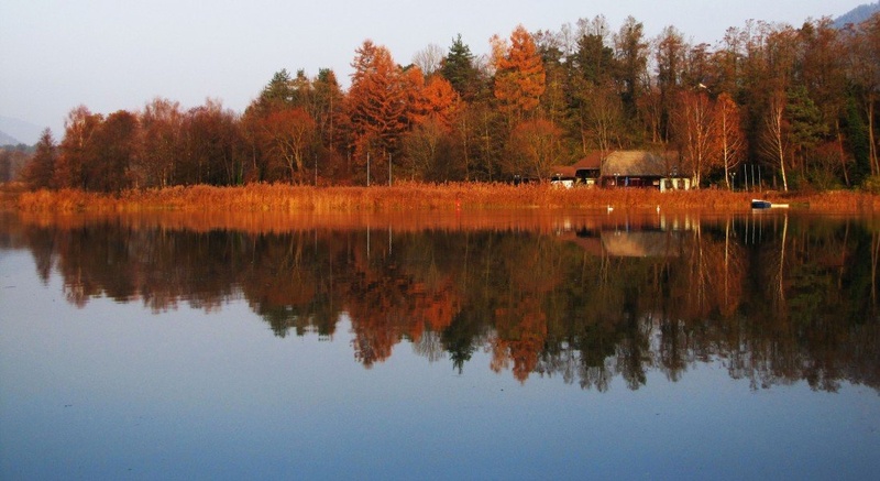 At the lake in autumm! by eRRor