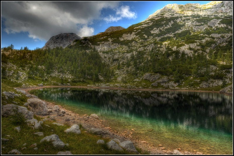 jezero v Ledvicah by Borut Močnik