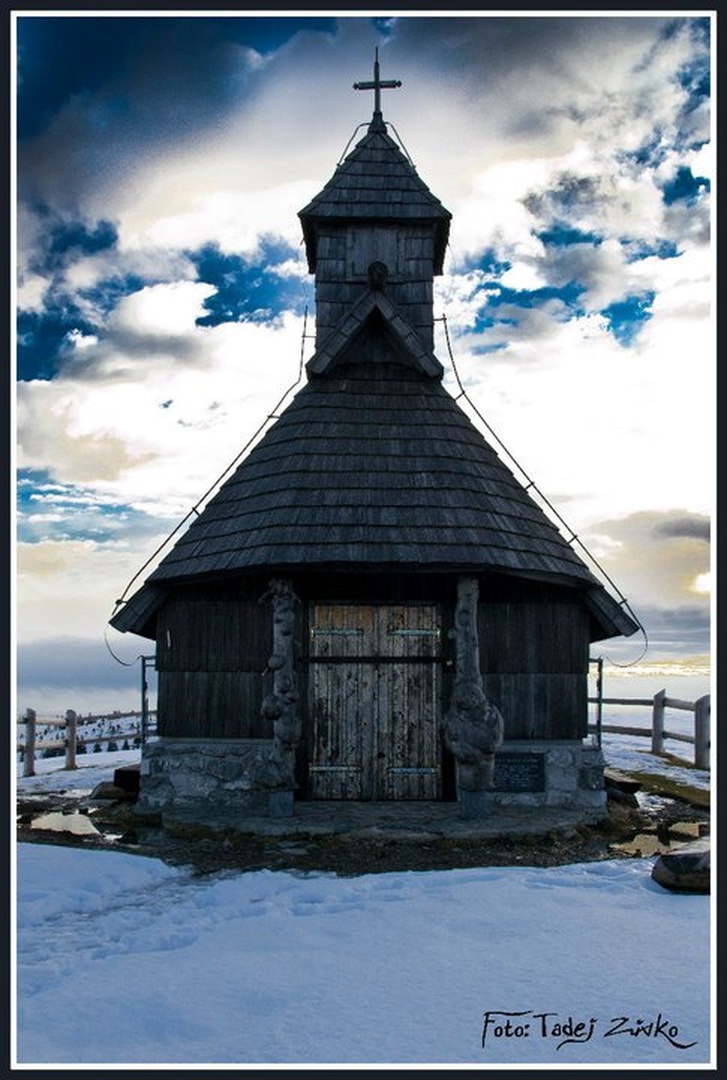 Velika planina by Tadej Živko