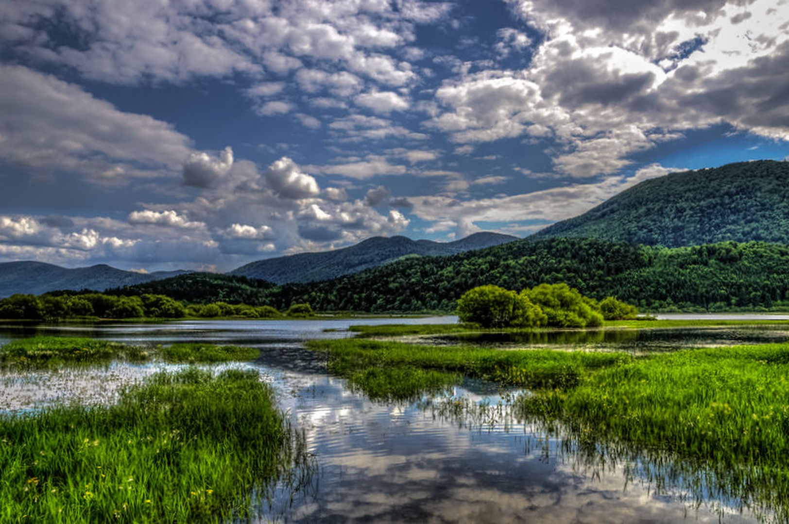 Cerkniško jezero by Borut Zevnik