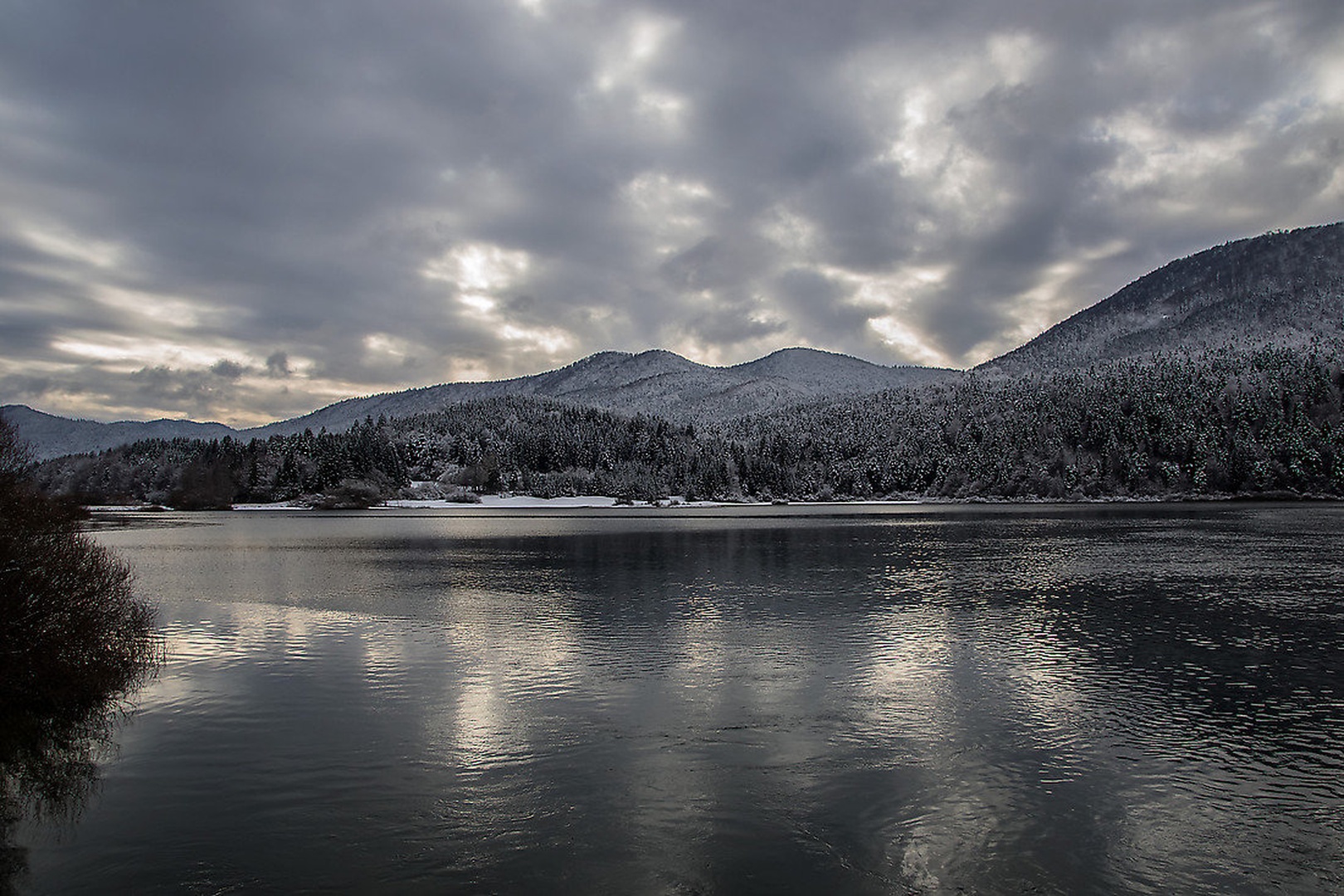 jezero by Borut Zevnik