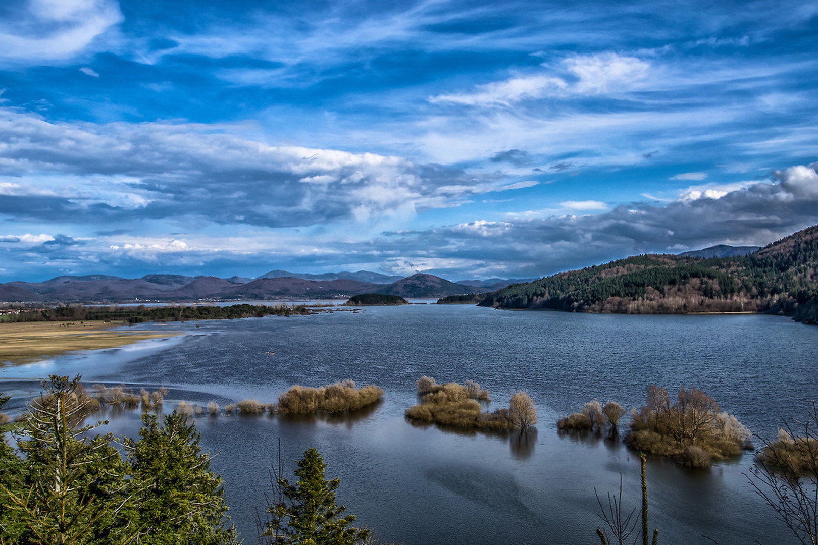 jezero by Borut Zevnik