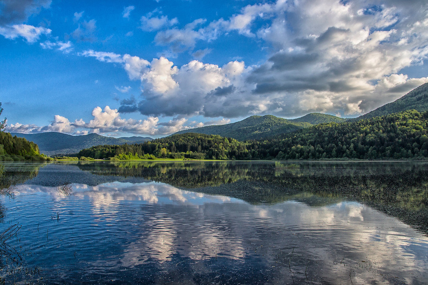 jezero by Borut Zevnik
