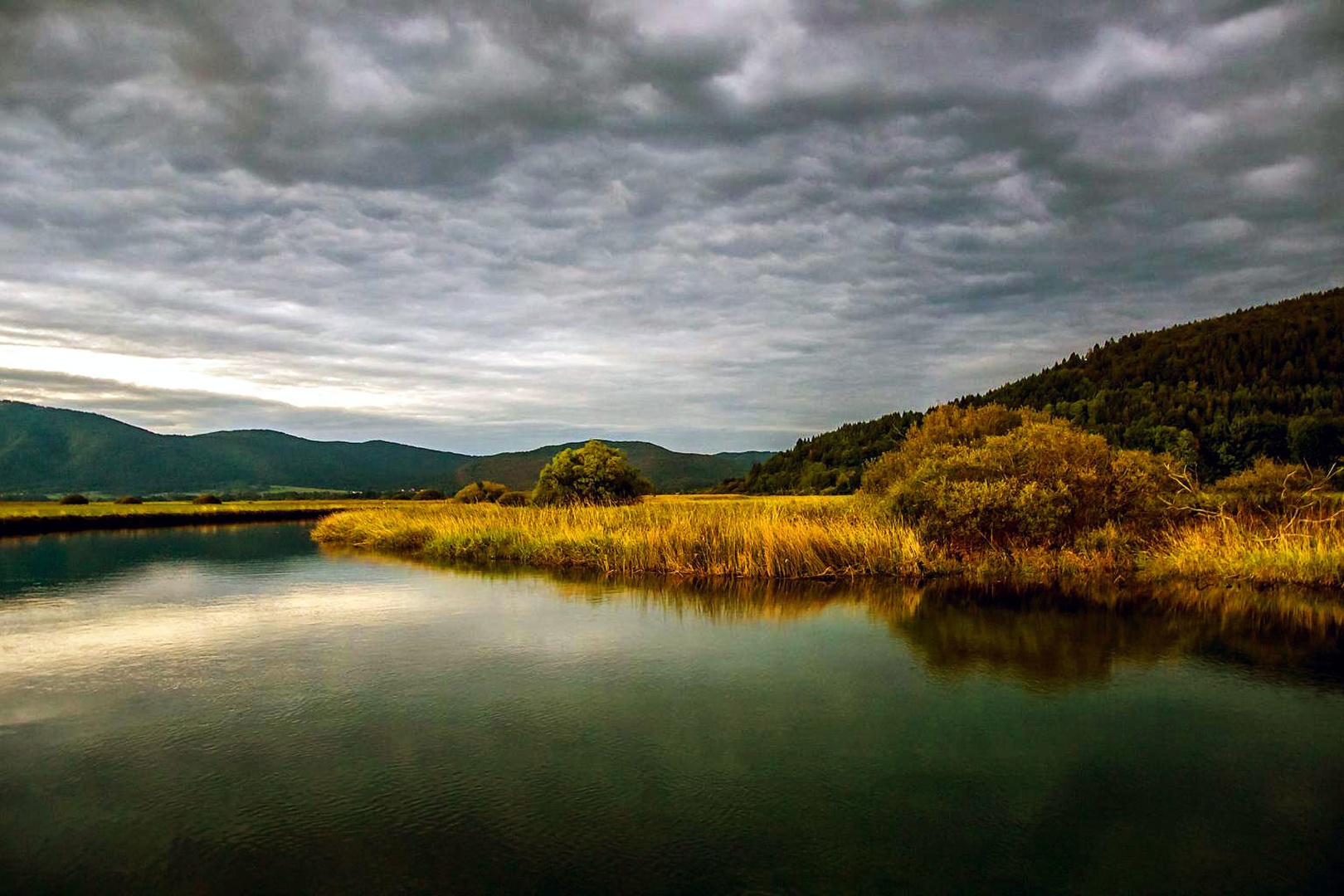 jezero by Borut Zevnik
