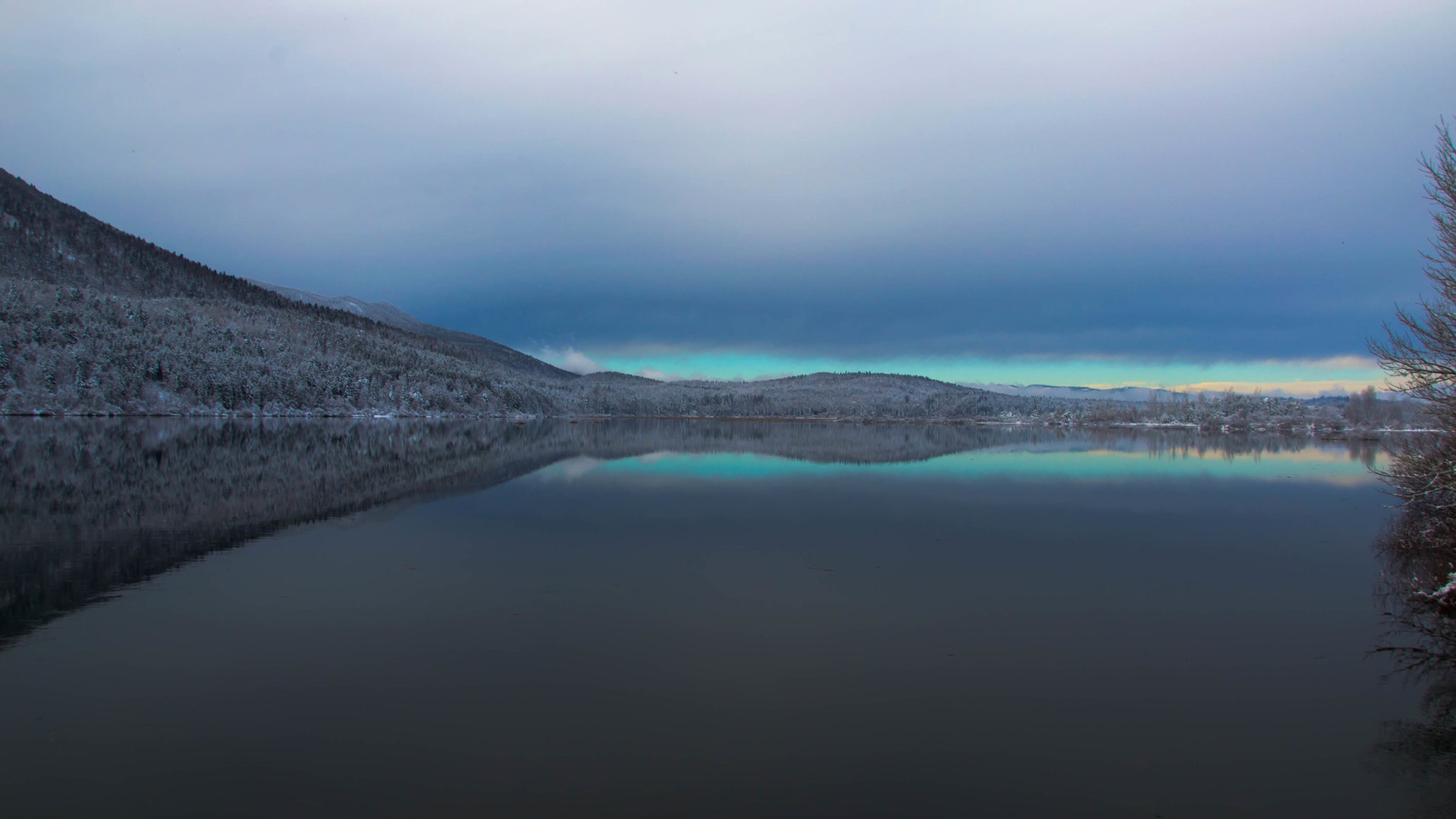 jezero by Borut Zevnik