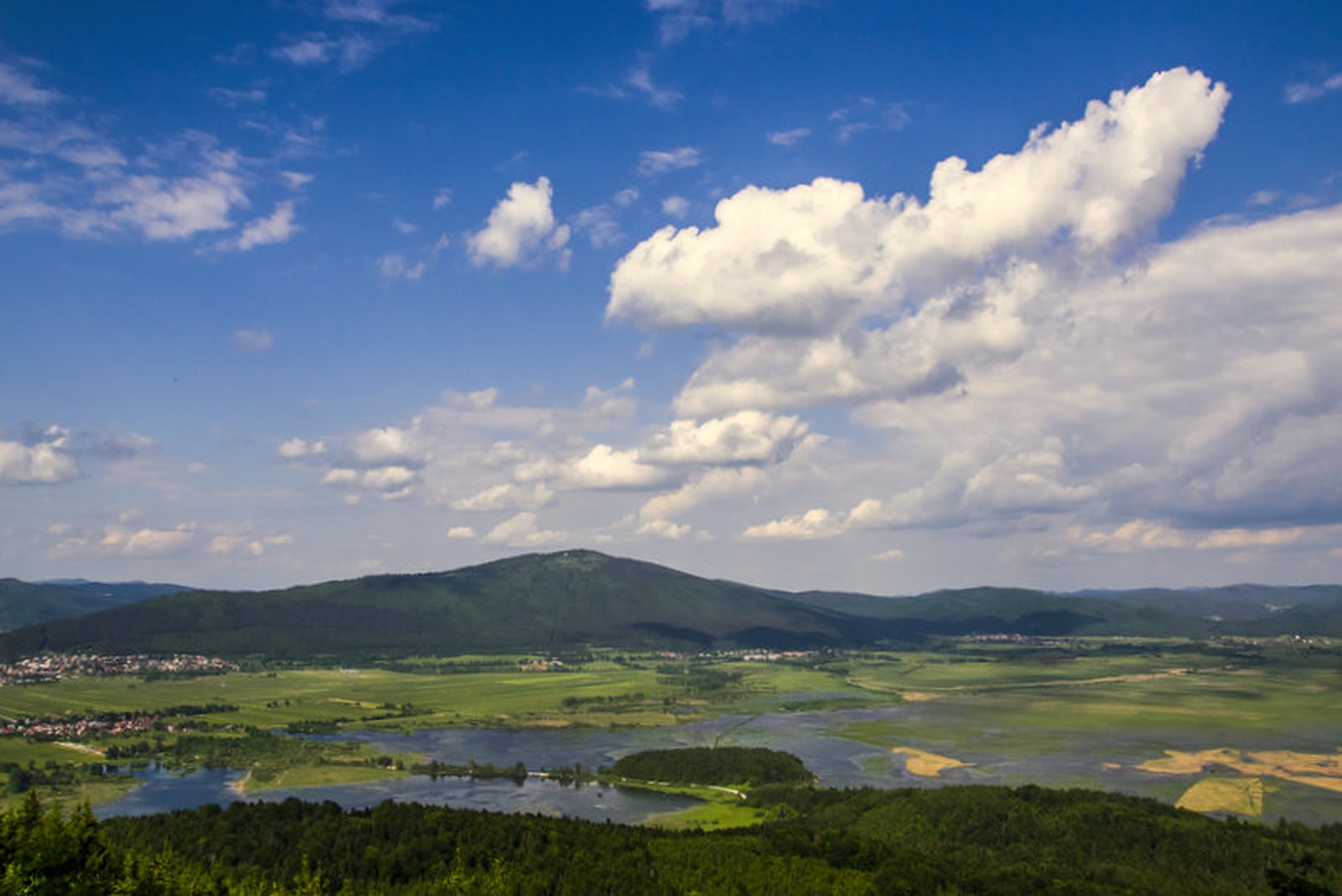 Jezero by Borut Zevnik