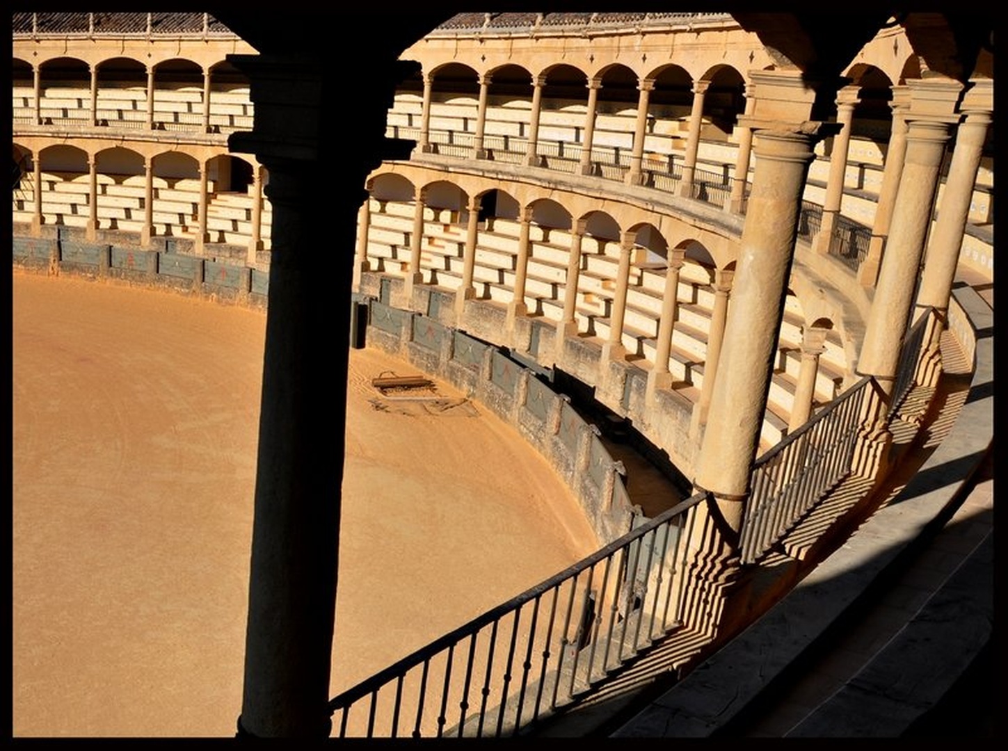 Plaza de Toros (2) by Anita