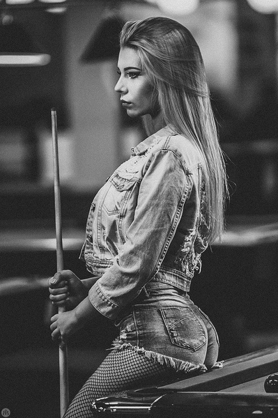 Wanna play with me? by Leon Bijelic