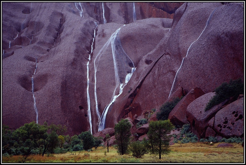 ULURU PO DEŽJU by Jože Marinič