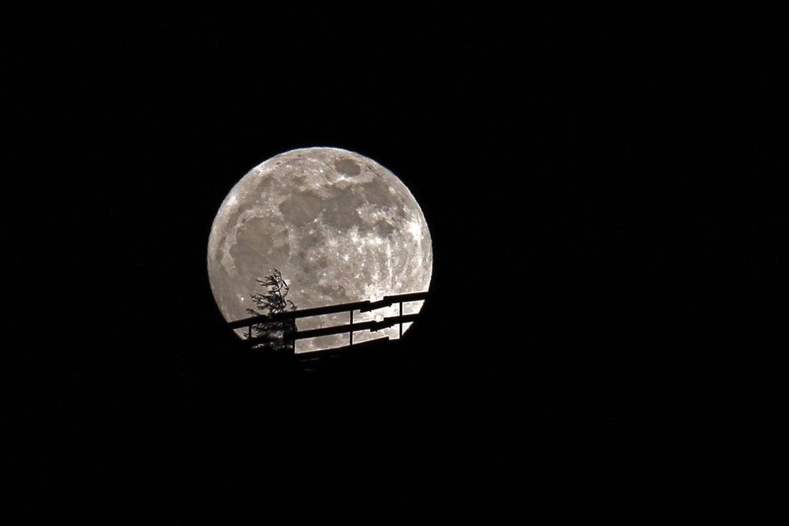 moon1 by aleksander kavčnik