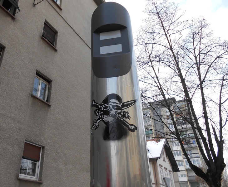 Pirat mariborski. by borut g