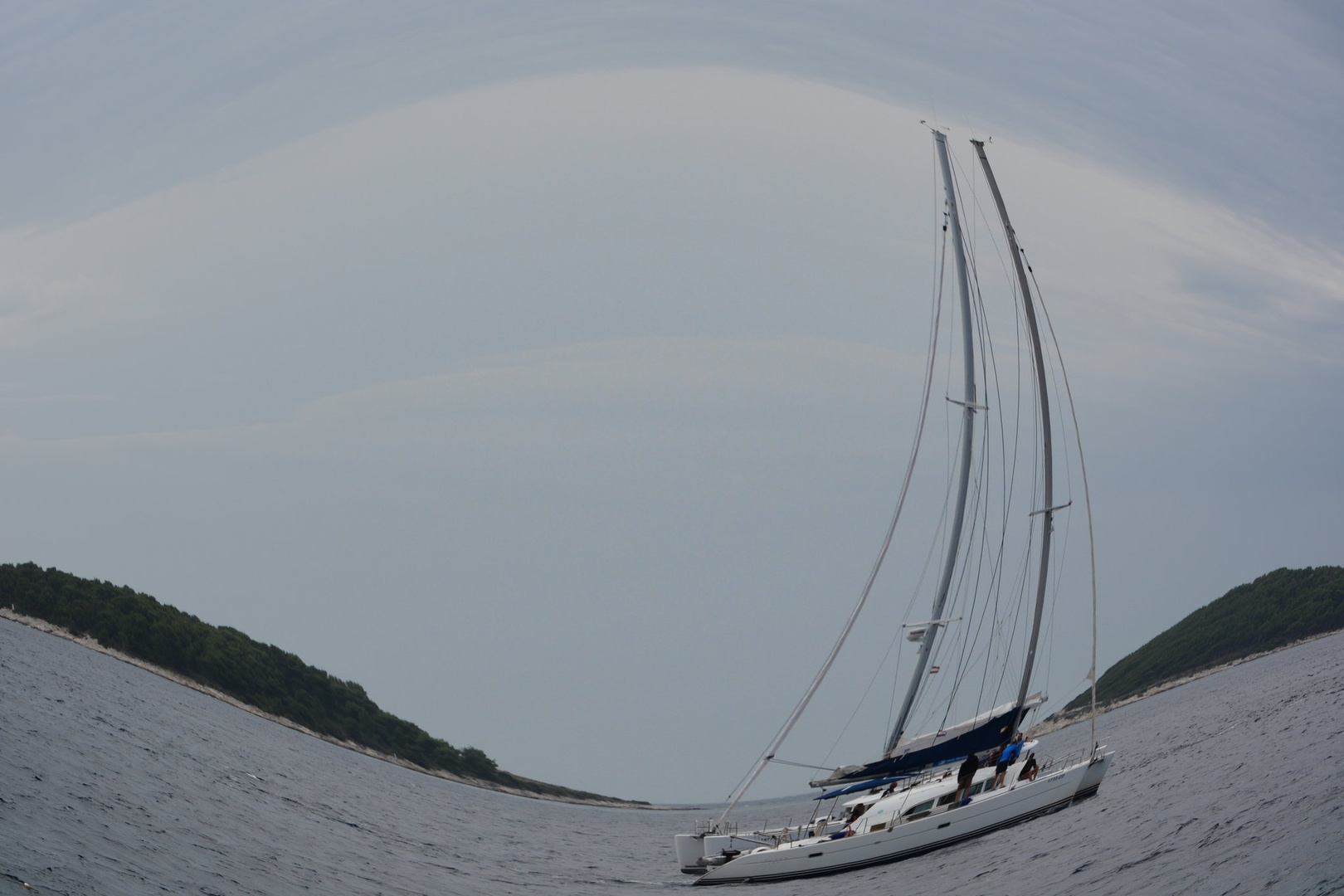 Horizont. by borut g