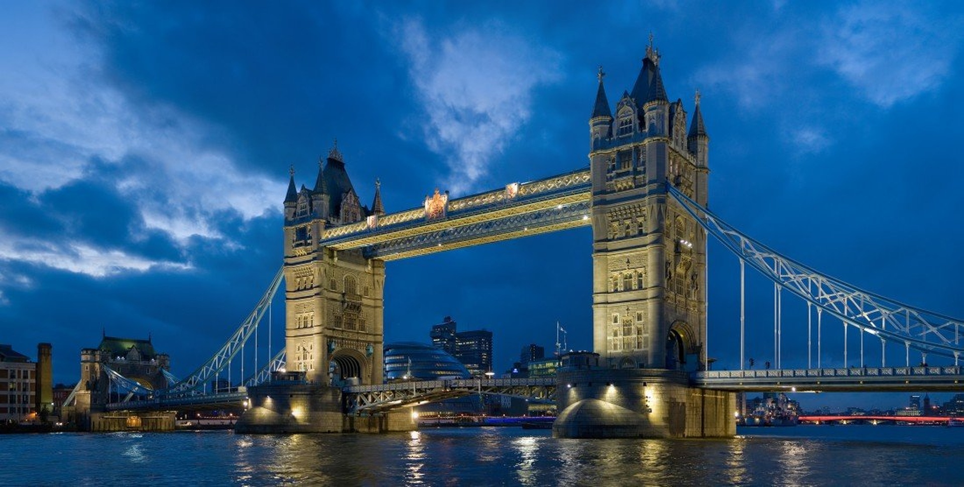 london#3 by