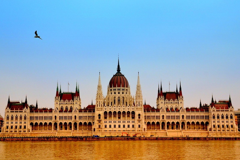 Parlament by Nastja!