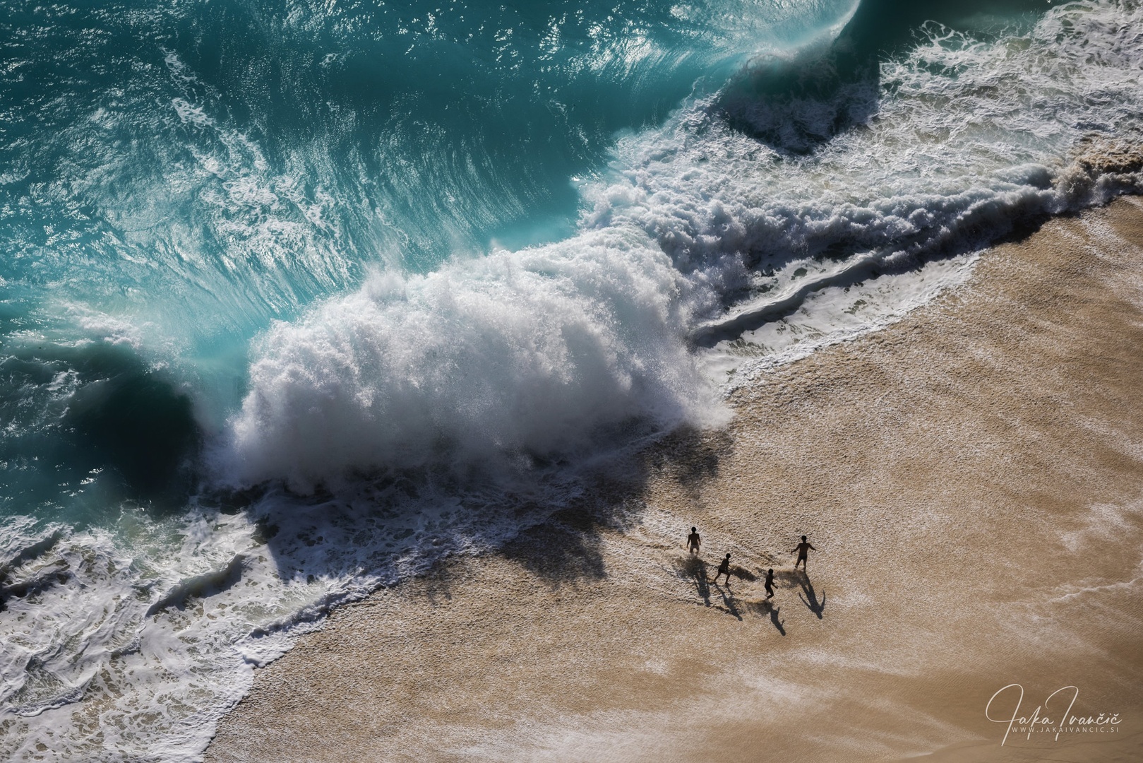Playing with the waves by Jaka Ivančič