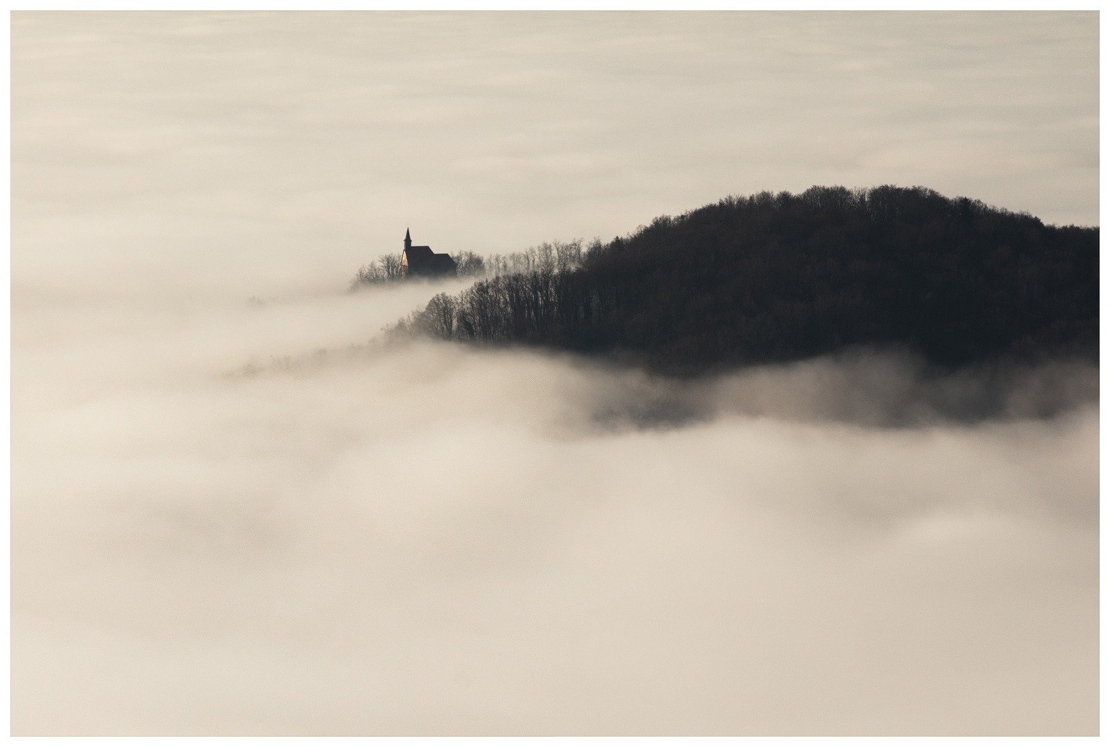 Megleno jutro by miran