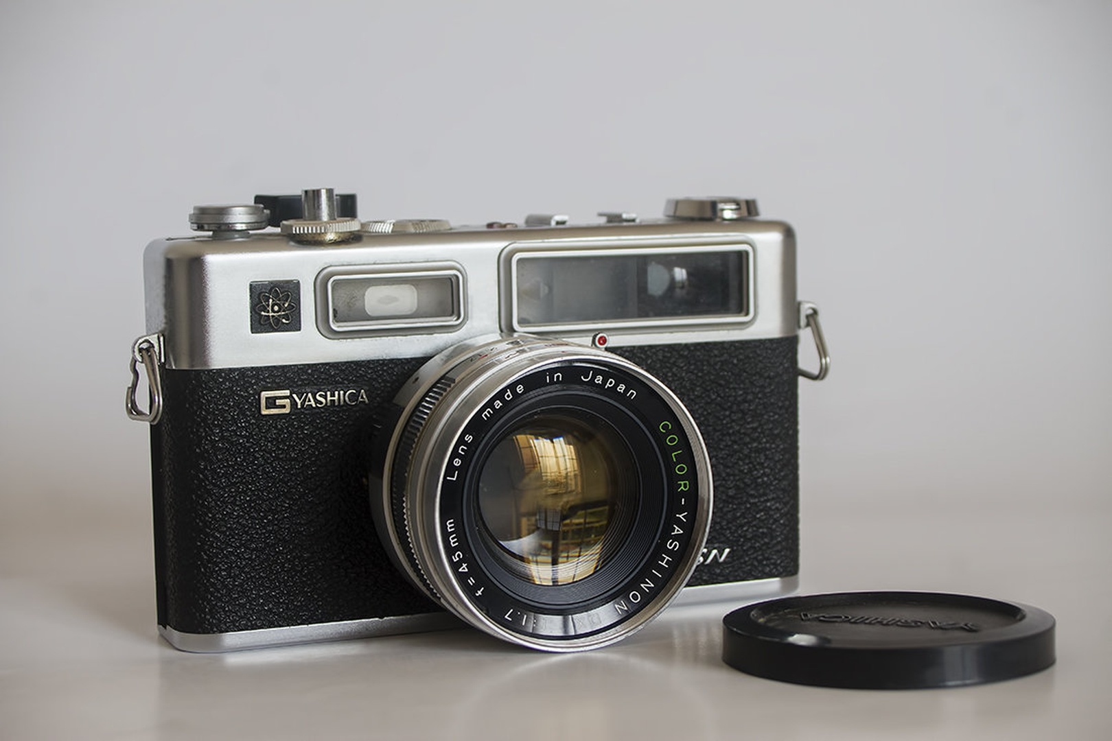 Yashica gsn electro 35 by Matic Zalaznik